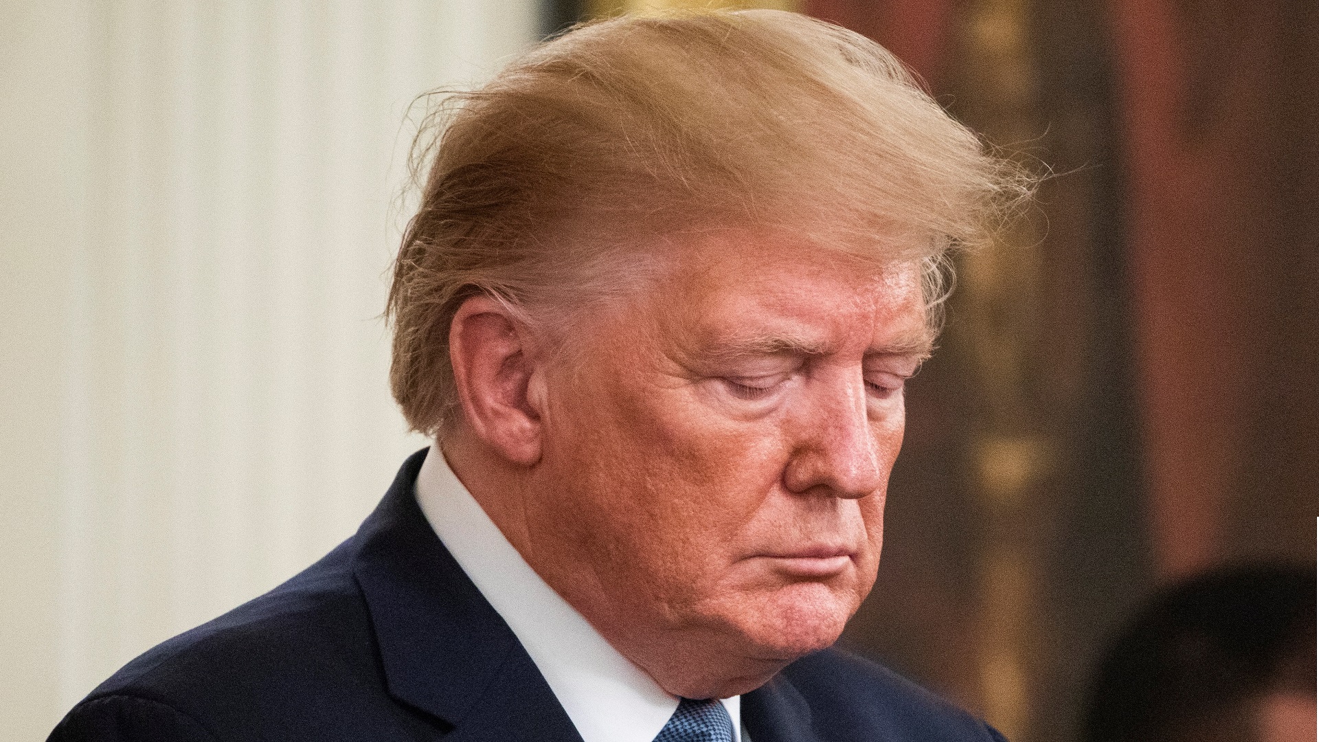 Estadounidenses, divididos por juicio político a Trump