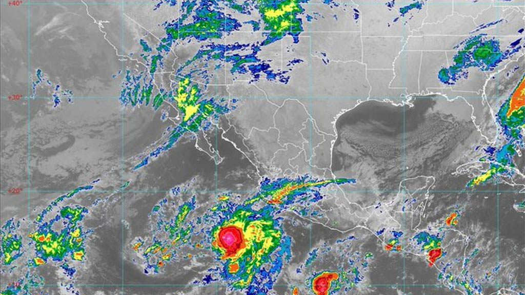 Emiten recomendaciones ante trayectoria de Raymond en el Pacífico