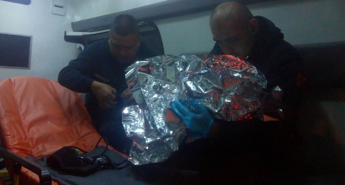 Abandonan a recién nacido en camellón de Polanco