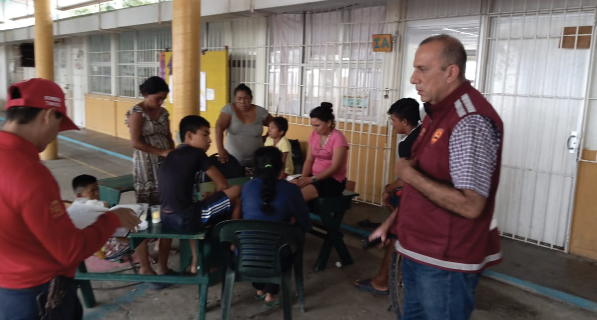 Abren refugios para la población afectada por lluvias en Tabasco