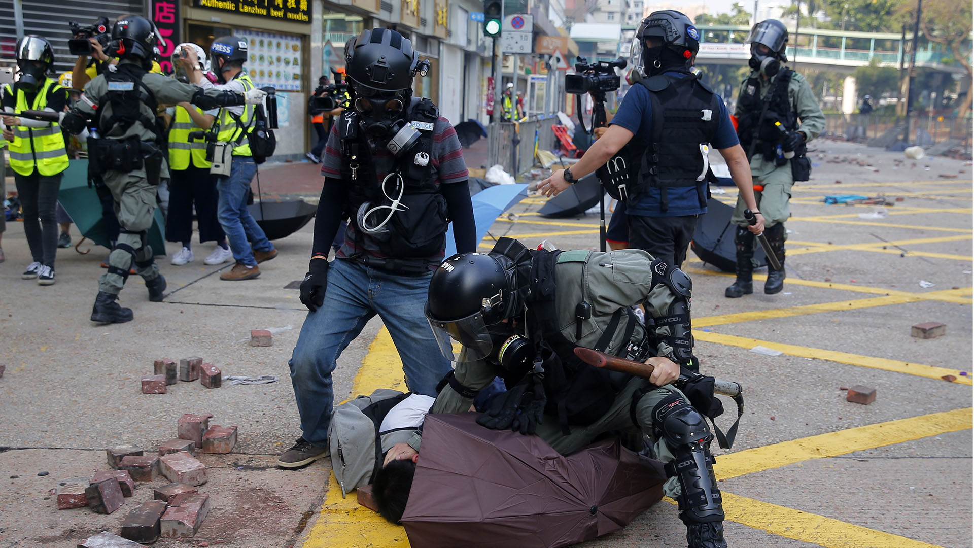 China amenaza a EE.UU. con represalias por ley que apoya protestas en Hong Kong