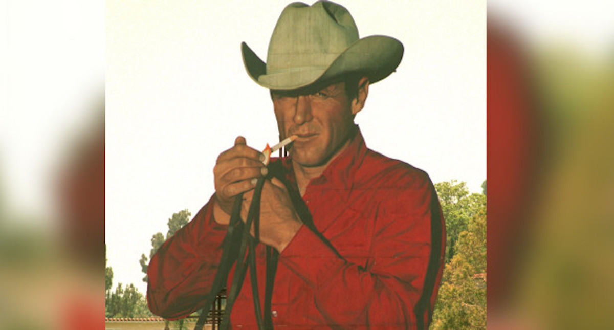 Murió a los 90 años Robert Norris, imagen de los cigarros Marlboro