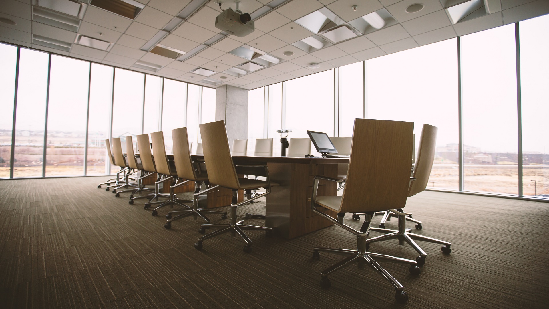 Confianza empresarial cae 0.2 puntos en octubre