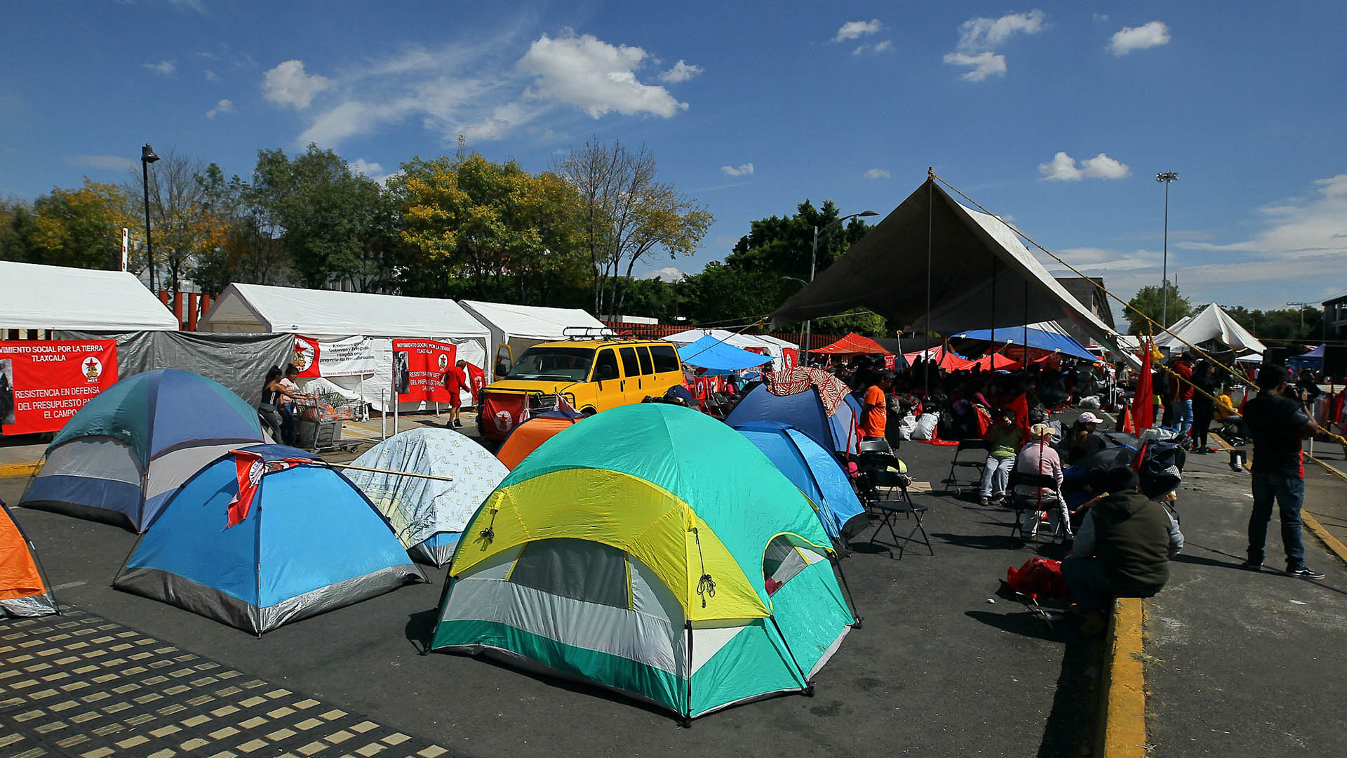 Bloqueo de campesinos en San Lázaro suma una semana
