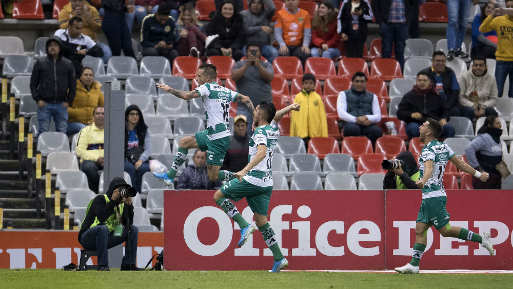 Santos remonta y vence 2-1 a un América falto de gol