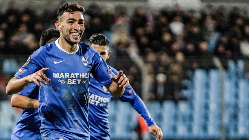 Sevilla y ‘Chicharito’ se meten a dieciseisavos de Europa League