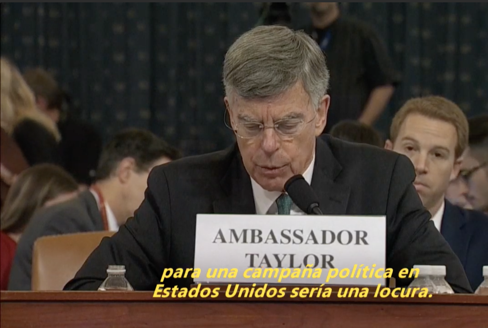 Trump priorizó sus intereses en la relación con Ucrania, desvela diplomático