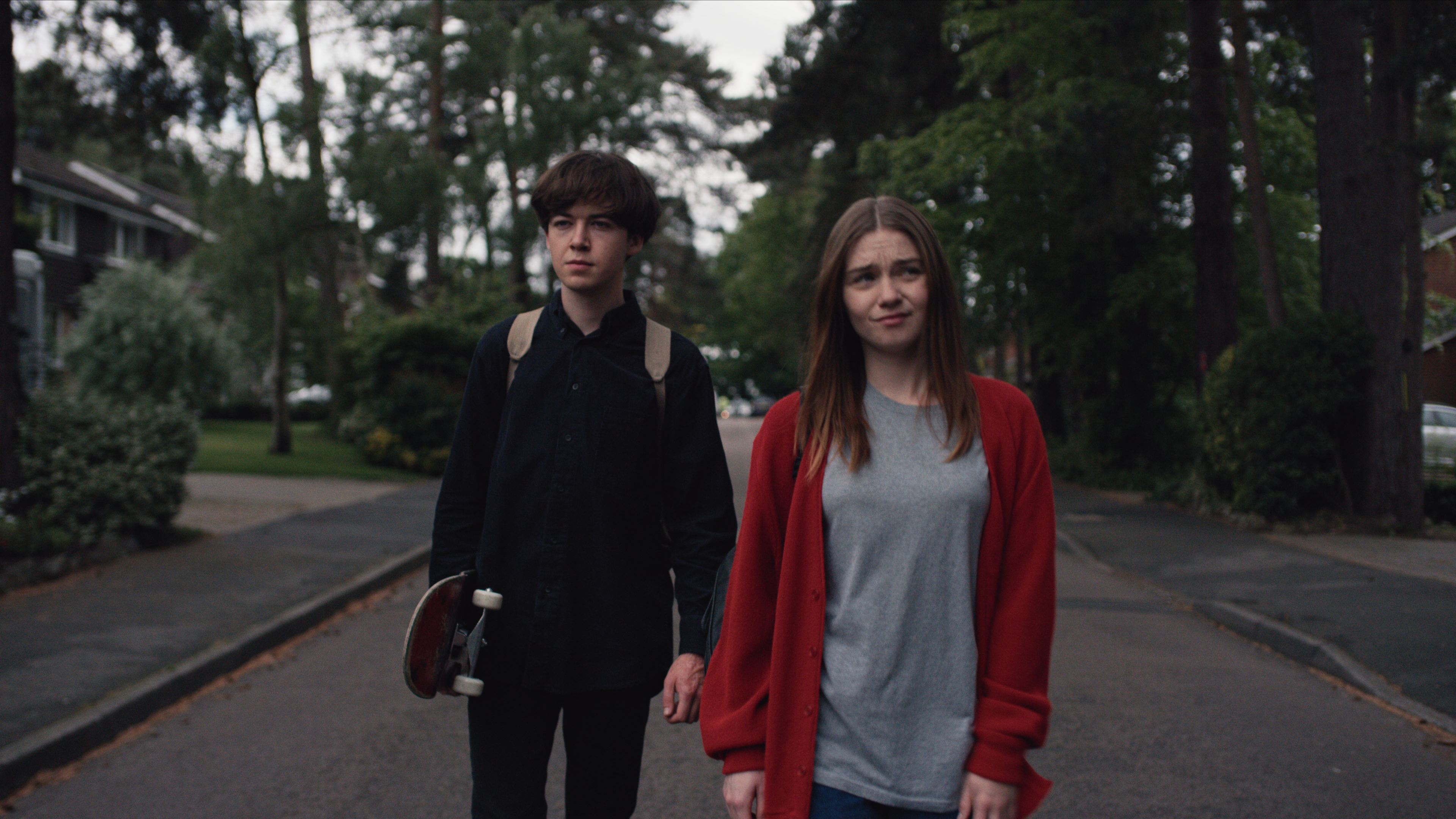 Las series internacionales de Netflix favoritas de los mexicanos - the-end-of-the-fing-world-season-1-episode-1-1389398-00-05-25-00-8125