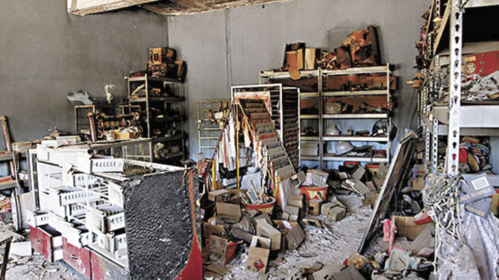 CNDH emite recomendación por desplazamiento forzado de familia - tienda-de-la-familia-ponce-destruida-por-hombres-armados