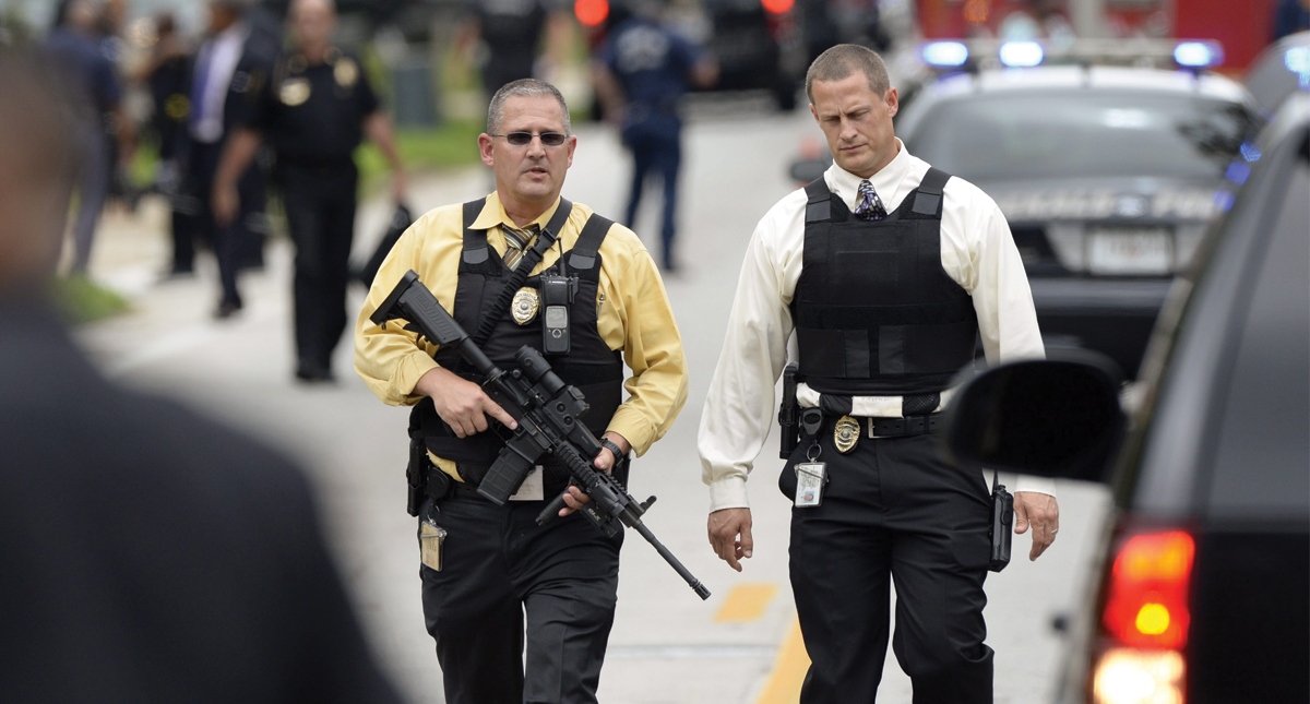 Ebrard confirma que no hay víctimas mexicanas en tiroteo de Santa Clarita