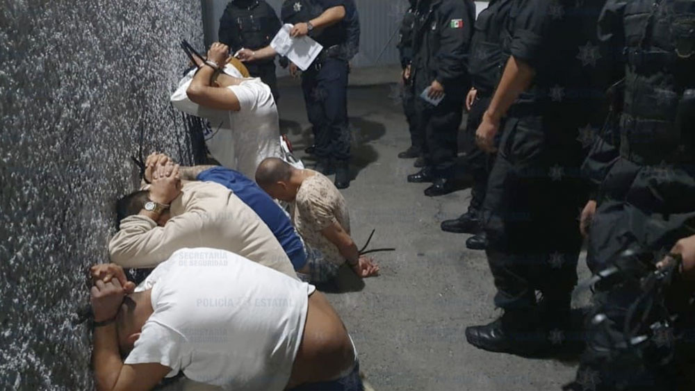 Trasladan a diferentes reclusorios a 11 reos del penal de Ecatepec