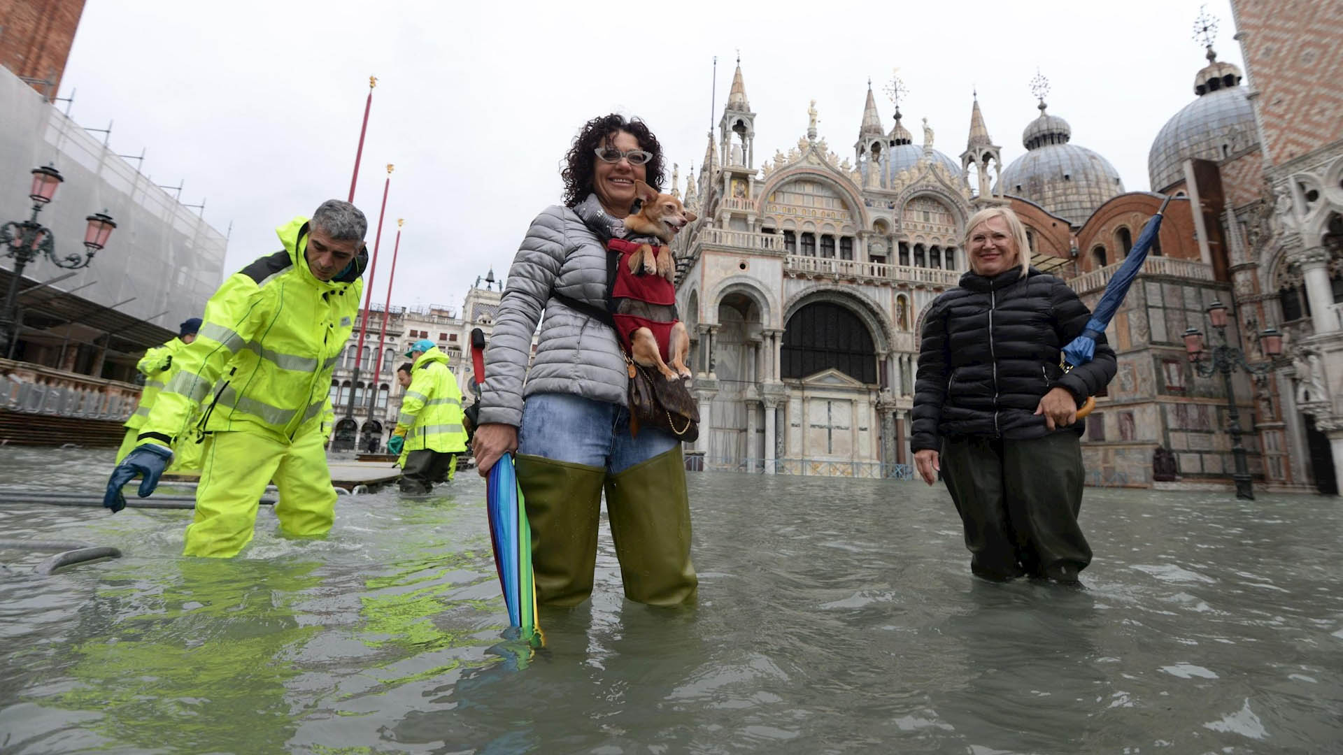 Venecia se prepara para nueva inundación de hasta 160 centímetros