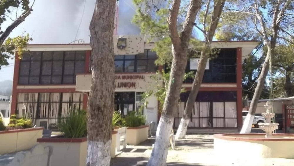 Abaten a cinco civiles armados tras balaceras en Villa Unión, Coahuila Abaten a cinco civiles armados tras balaceras en Villa Unión, Coahuila