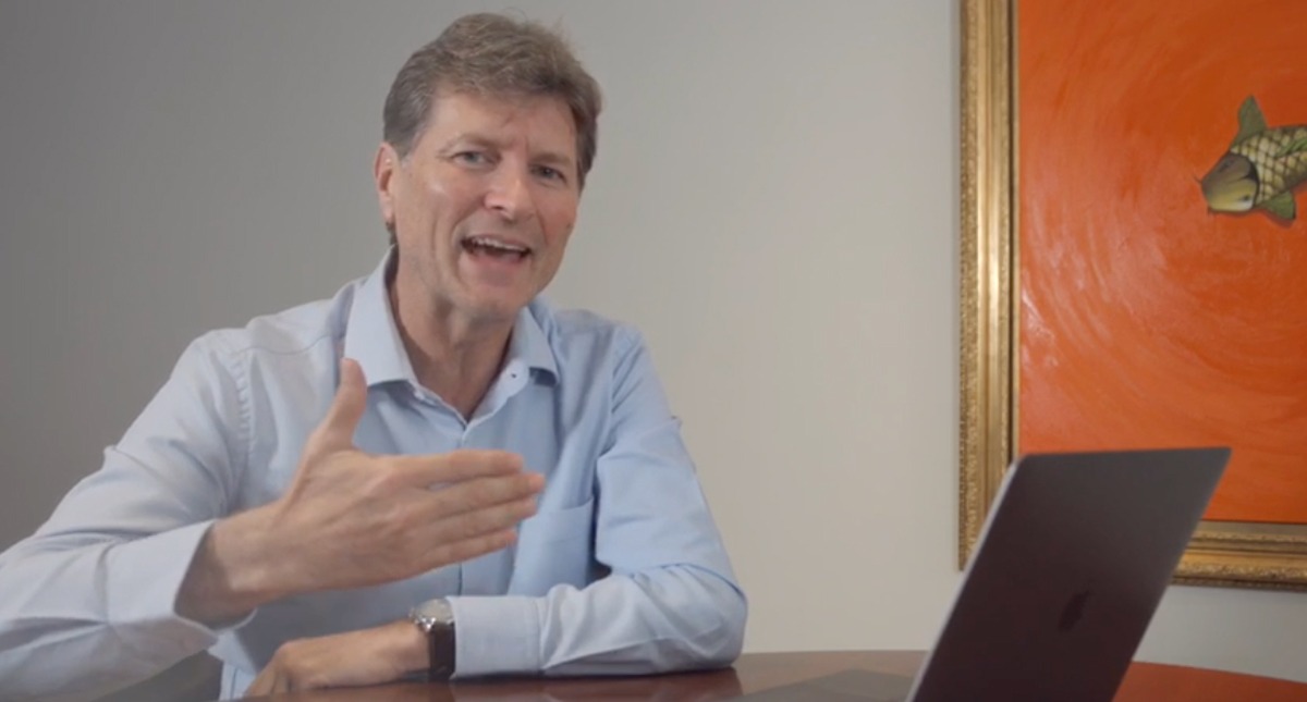 Apostemos a la educación, propone Enrique de la Madrid