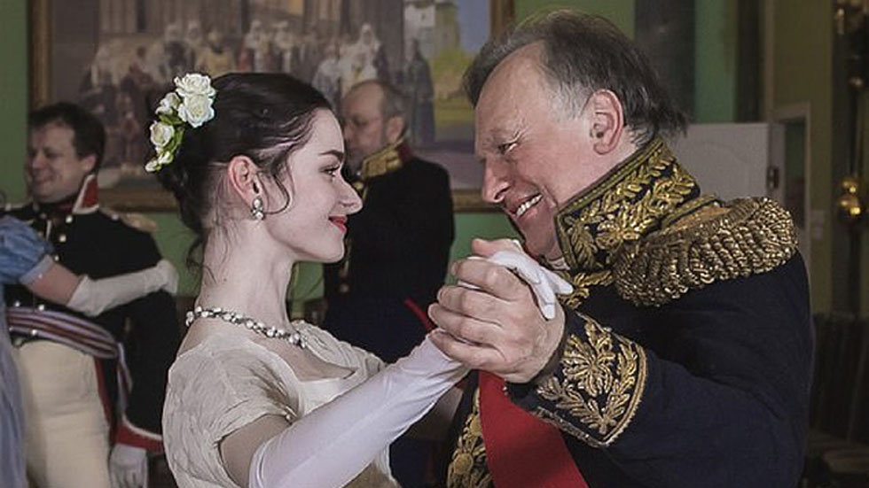 Reconocido historiador ruso descuartiza a su novia Reconocido historiador ruso descuartiza a su novia