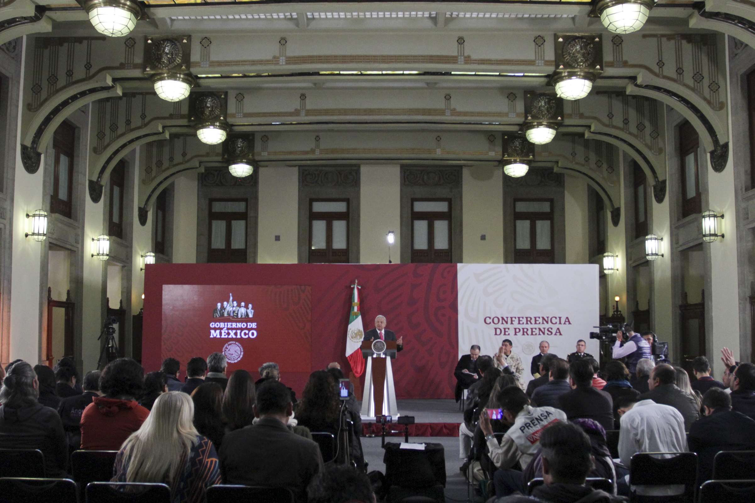 Pide López Obrador investigar a autoridades de EE.UU. que colaboraron con García Luna