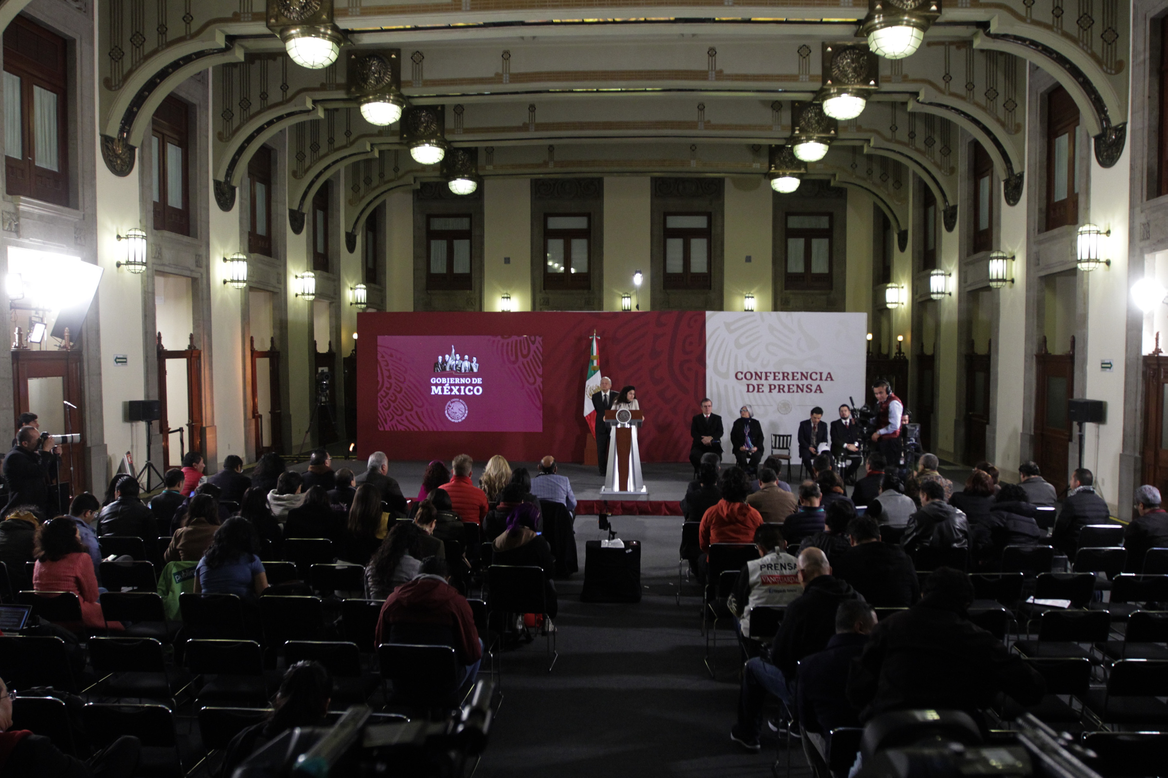 Defiende AMLO a Santa Lucía: “No es lo mismo hacer un aeropuerto con honestidad que hacerlo con corrupción”