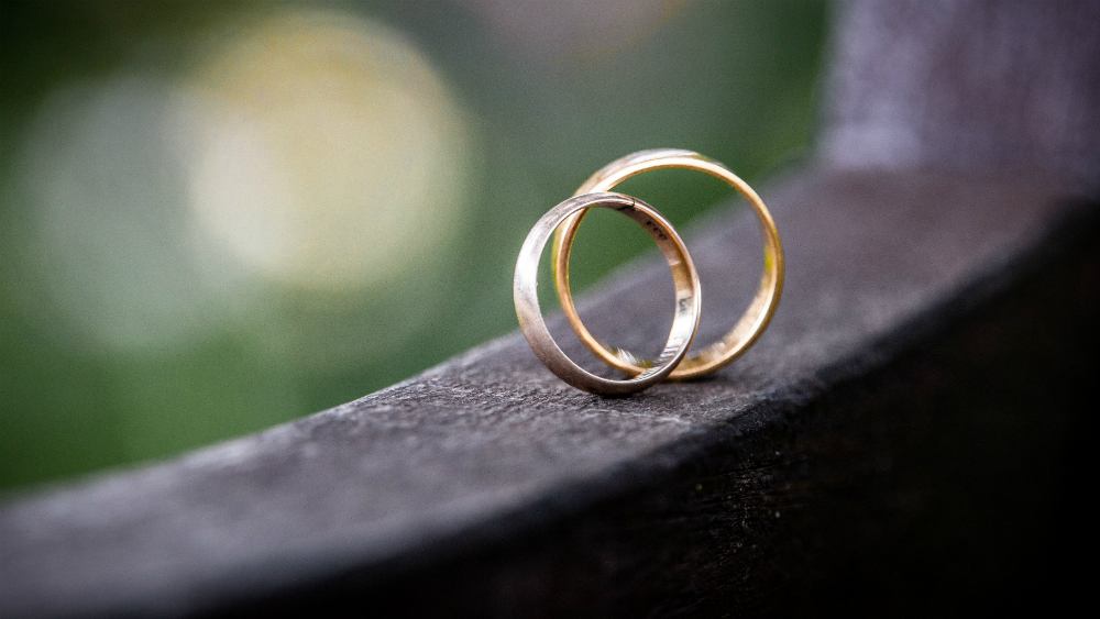 Pandemia redujo 33.5 % los matrimonios, pero divorcios bajaron 42 % - anillos