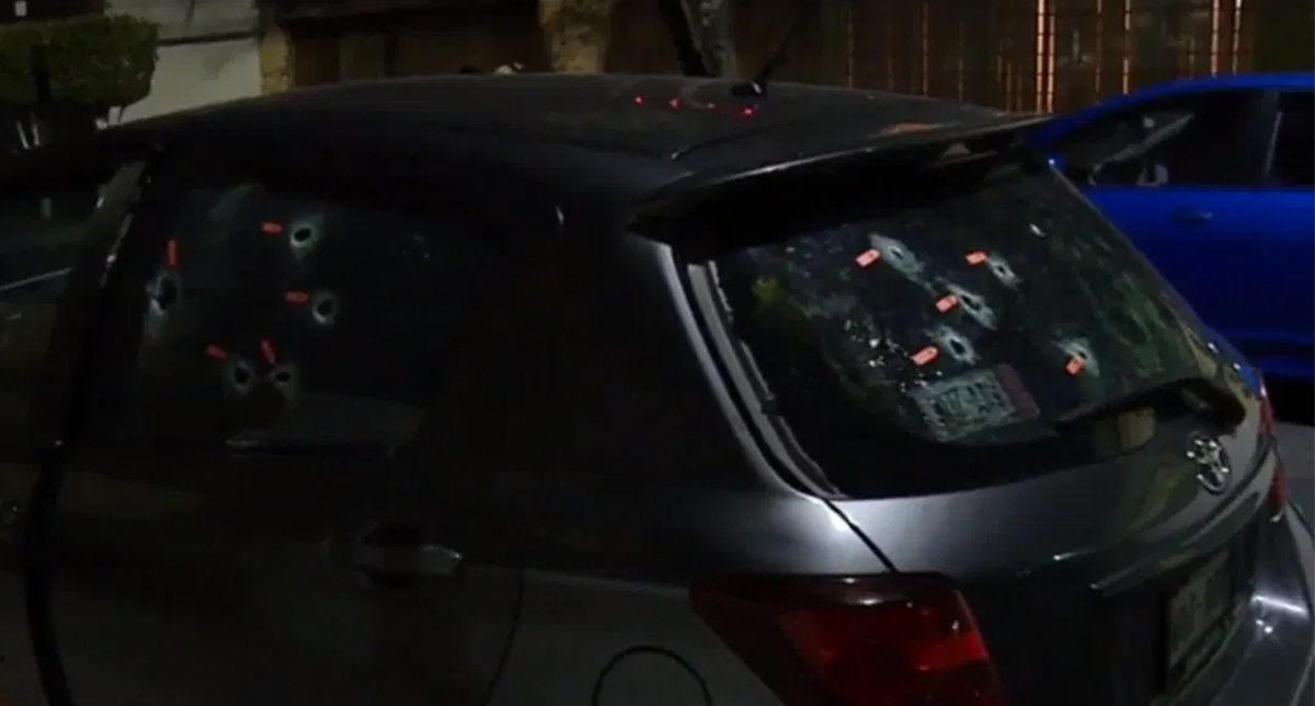 Persiguen y asesinan a doctor en la puerta de su casa en Lindavista