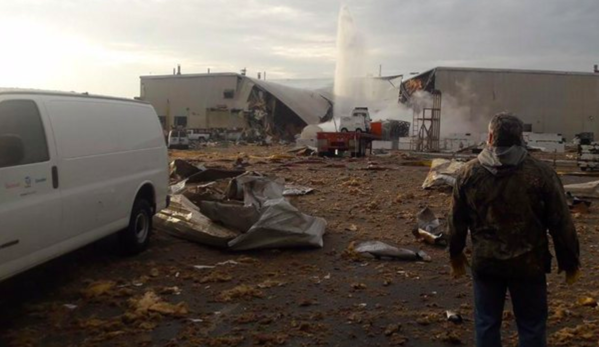 Al menos 11 lesionados por explosión en planta de fabricación de aviones