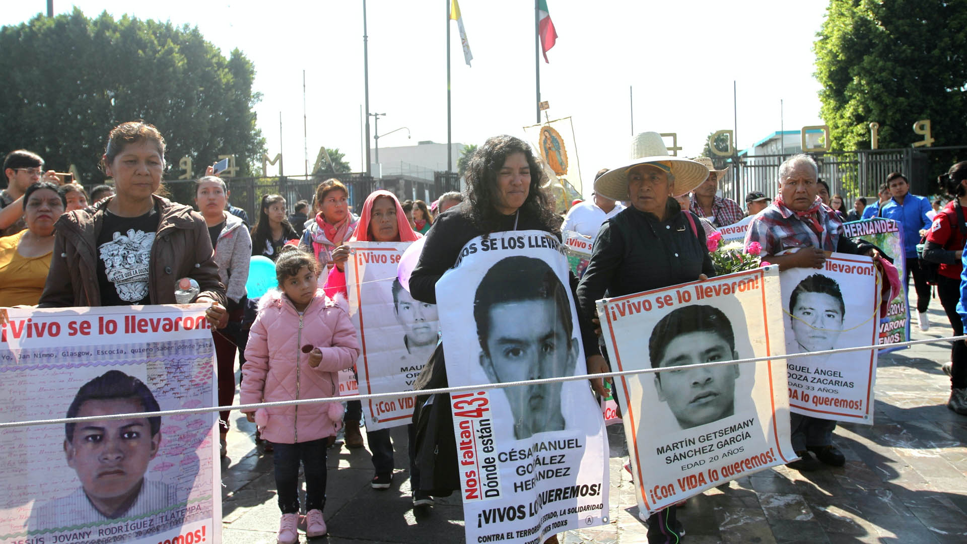 Estudiantes desaparecidos de Ayotzinapa habrían sido dispersados en varios puntos