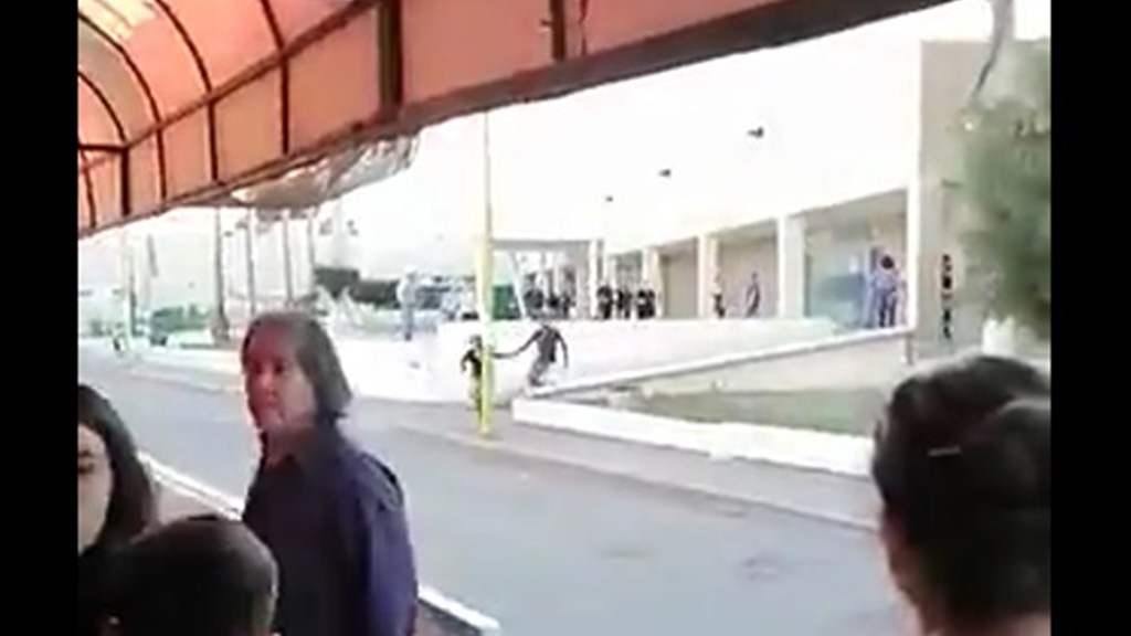 #Video Guardia de seguridad muere al defender a paciente en IMSS Cajeme