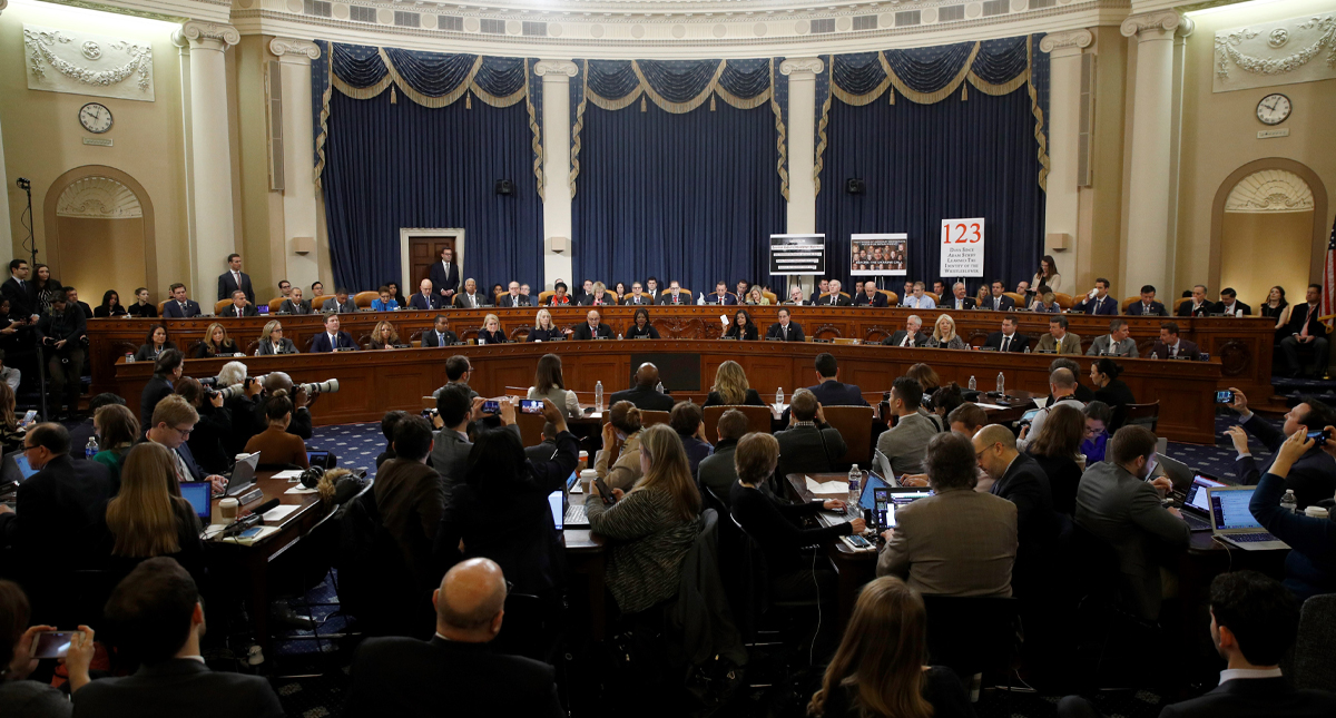 Comité Judicial aprueba cargos contra Trump para votación de “impeachment”