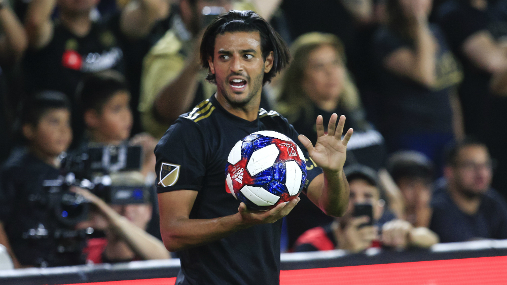 Carlos Vela y Raúl Jiménez entre los 100 mejores futbolistas de 2019 - carlos-vela