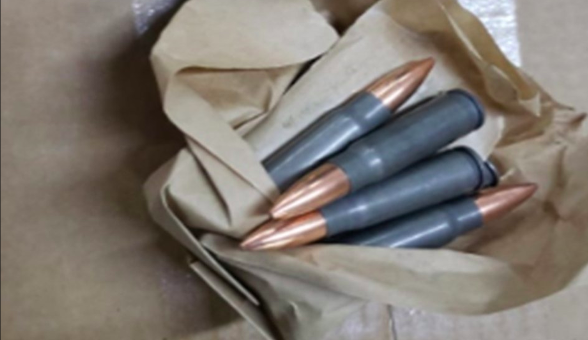 Detienen a dos con más de 30 mil cartuchos de uso exclusivo del Ejército en Sonora