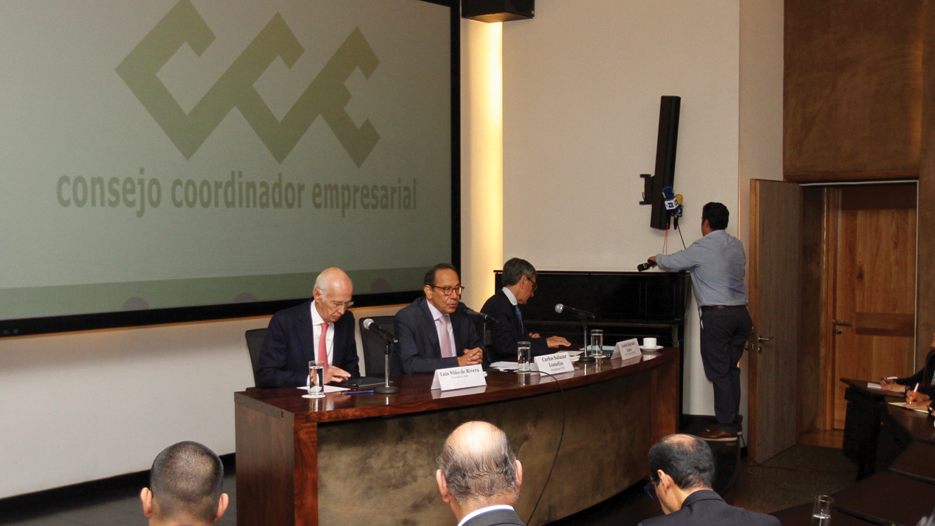 CCE reconoce aprobación del T-MEC en EE.UU.