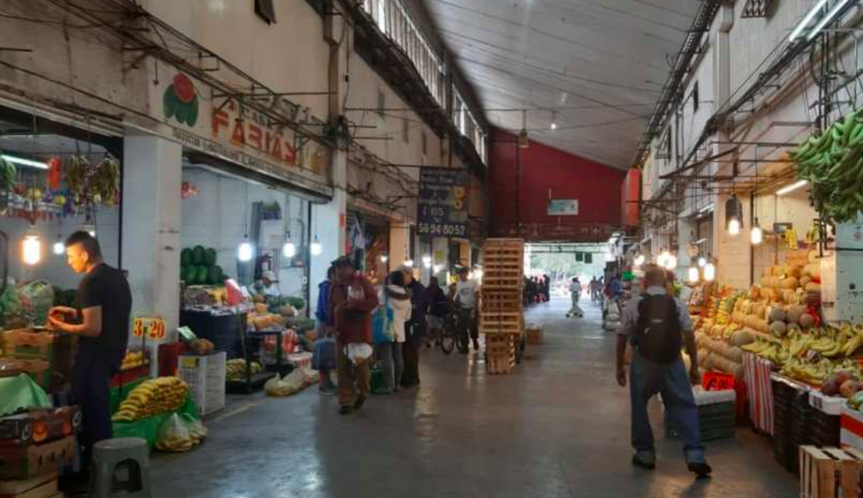 Decomisan mariguana y máquinas tragamonedas en la Central de Abasto