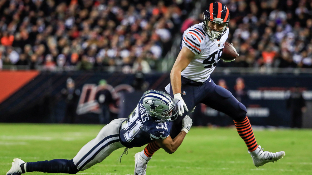 Trubisky guía a Chicago en victoria ante Dallas