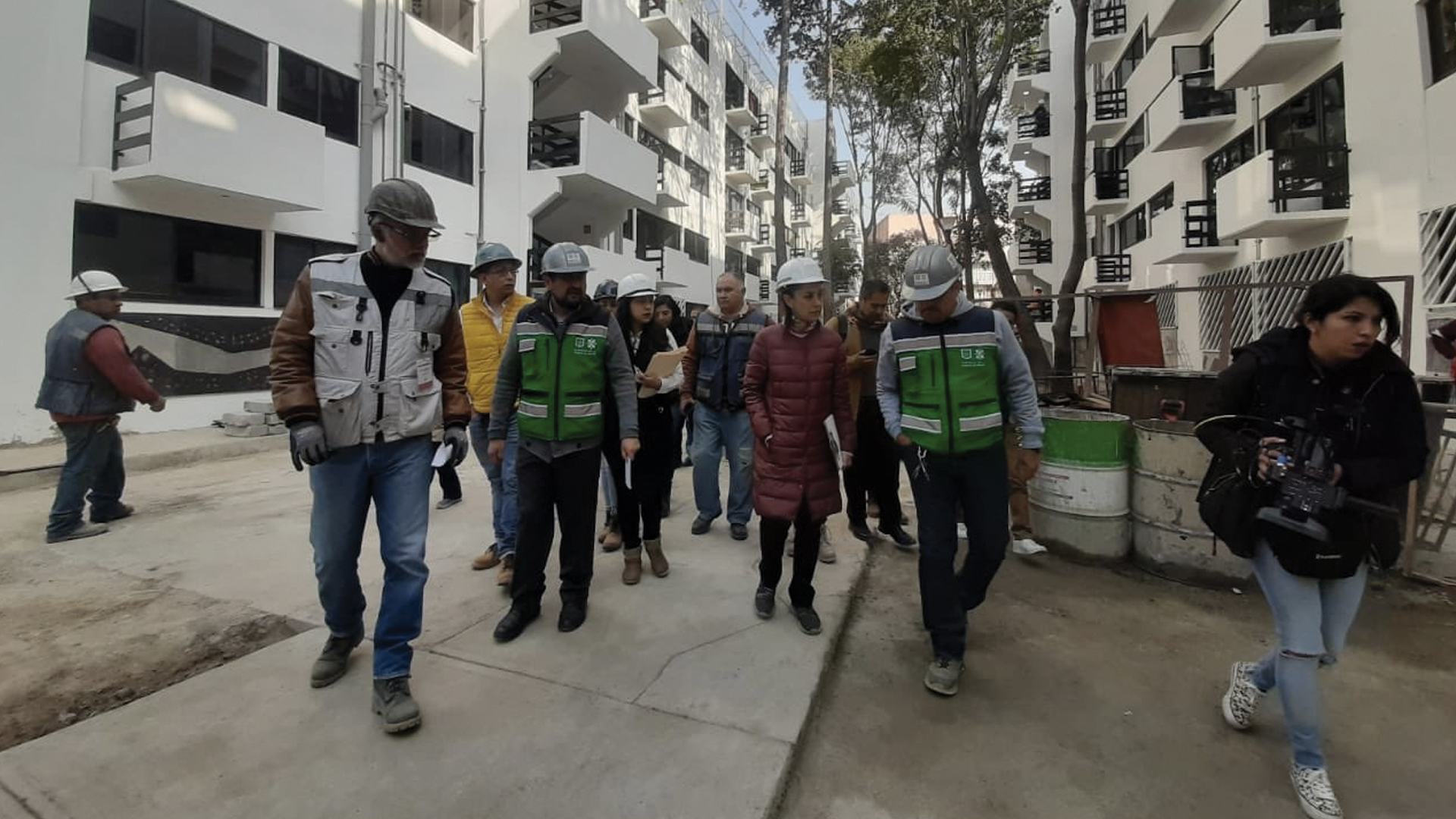 Claudia Sheinbaum supervisa avances en Multifamiliar Tlalpan Claudia Sheinbaum supervisa avances en Multifamiliar Tlalpan