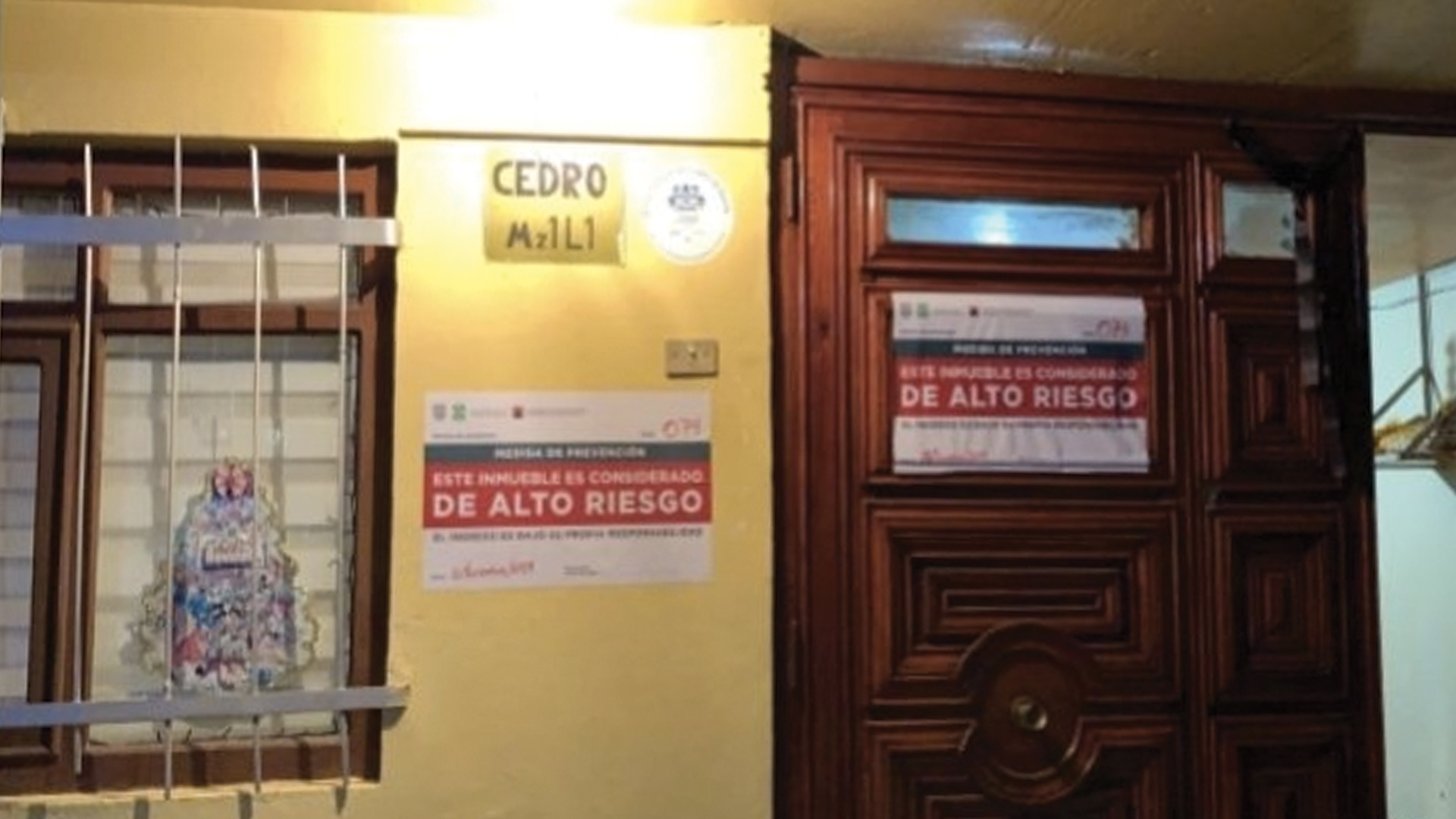 Desalojan a 80 personas por socavón en Iztapalapa