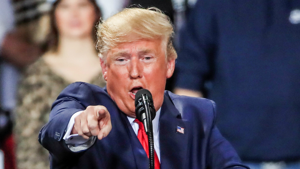 Trump resalta unidad de los republicanos ante juicio político