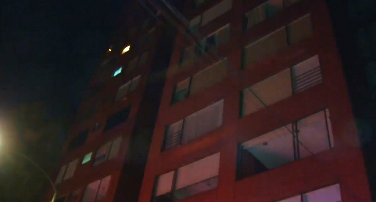 Hombre se arroja de noveno piso tras discusión con su pareja - edificio-del-que-se-arrojo-un-hombre