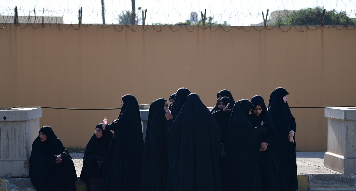 Asaltan embajada de EE.UU. en Bagdad; Trump arremete contra Irán