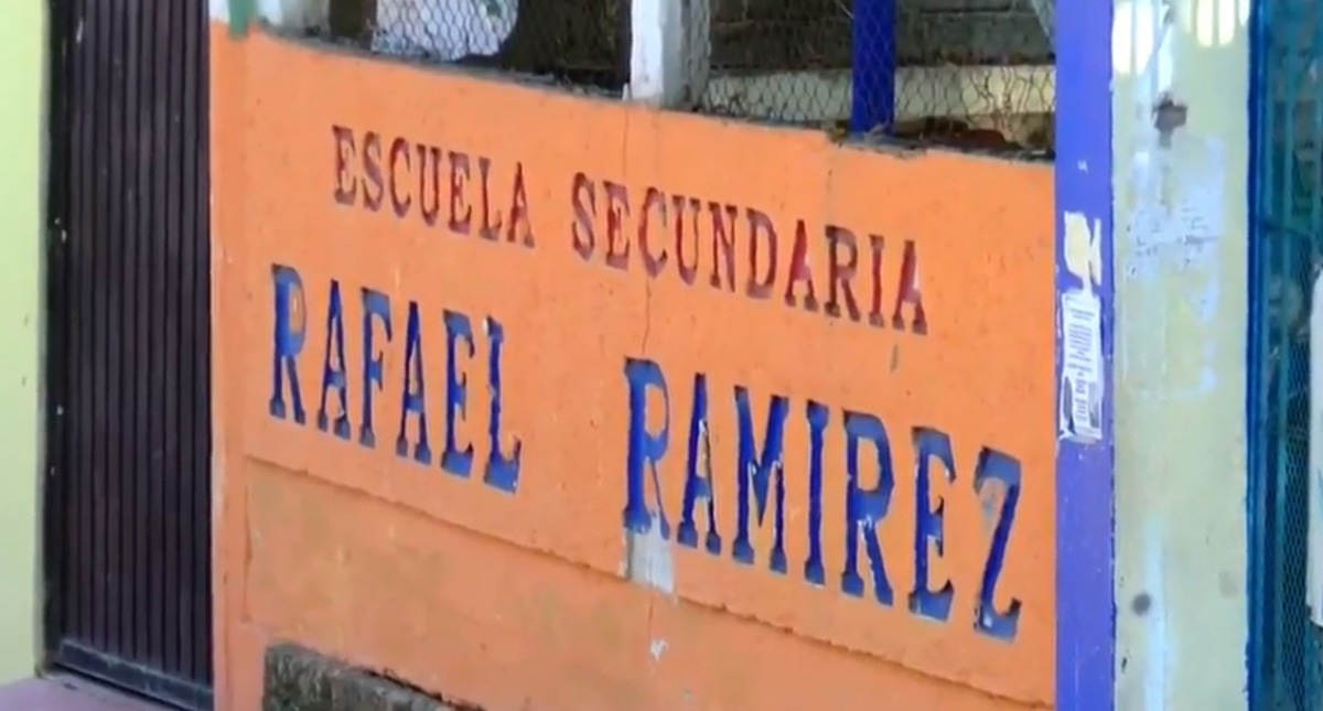 Adolescente de 14 años a punto de perder la vista por bullying en México - escuela-secundaria-rafael-ramirez
