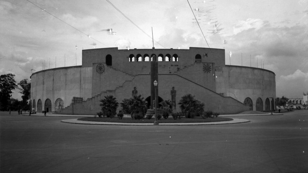 La Navidad en la que México reemplazó a Santa Claus con Quetzalcóatl - estadio-nacional