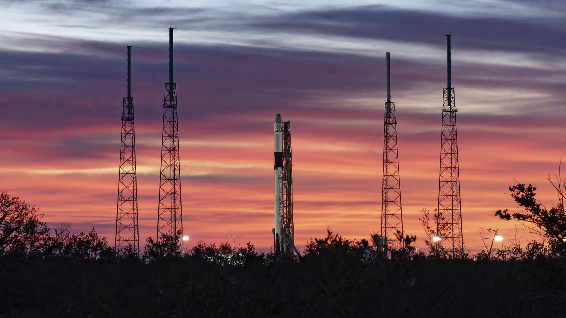 Lanzan con éxito el nanosatélite mexicano AztechSat-1 desde Cabo Cañaveral