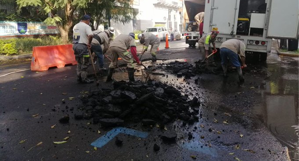Autoridades reparan fuga de agua en Polanco tres horas y media tarde