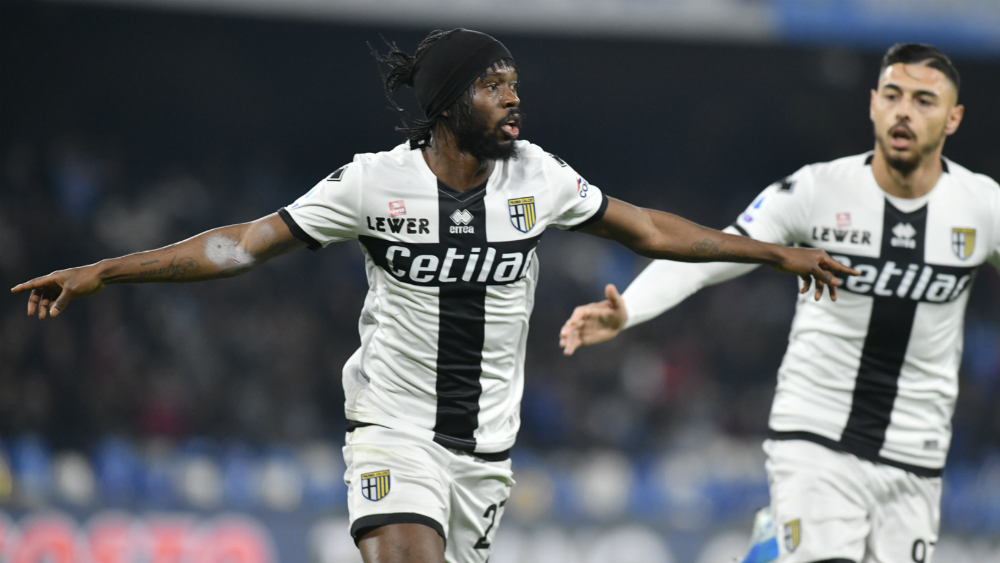 ‘Chucky’ Lozano y Napoli caen en casa ante Parma