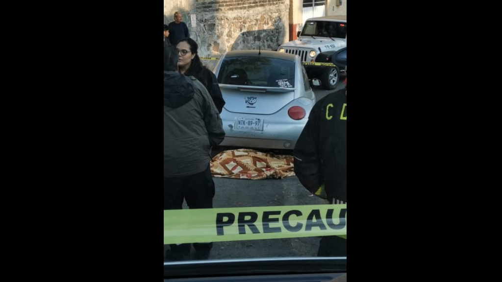 Mujer muere atropellada en la GAM tras dejar a su hijo en la escuela Mujer muere atropellada en la GAM tras dejar a su hijo en la escuela