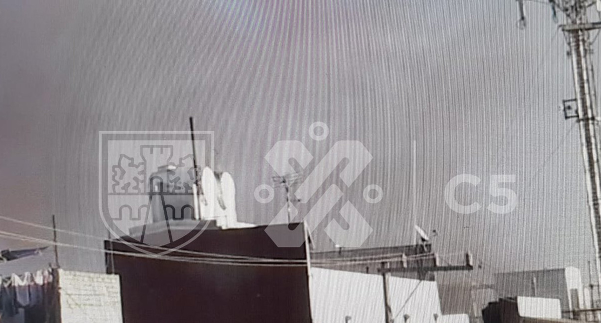 Corto circuito en Coyoacán provoca incendio en casa Corto circuito en Coyoacán provoca incendio en casa