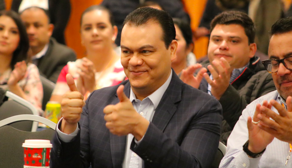 Juan Zepeda a favor de reducir financiamiento a partidos políticos