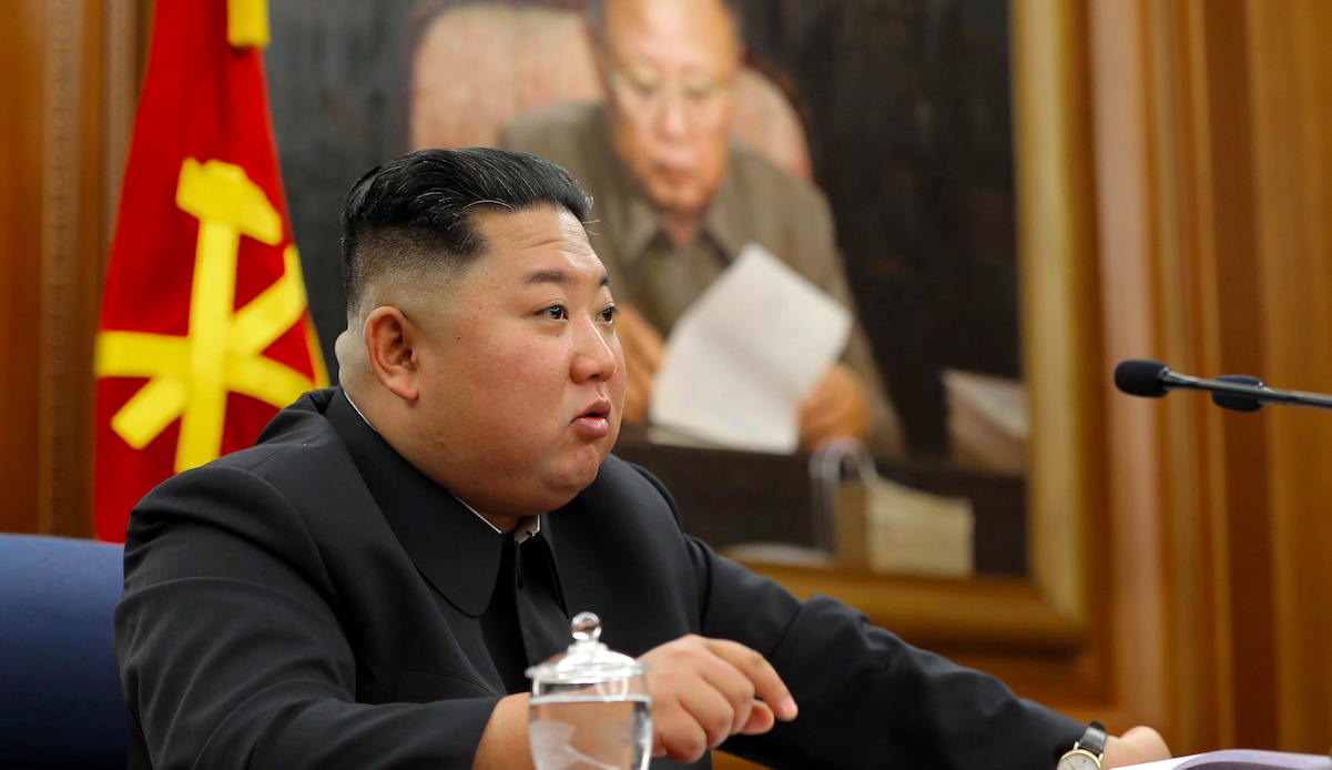 Kim Jong-Un hace un llamado a reforzarse militarmente