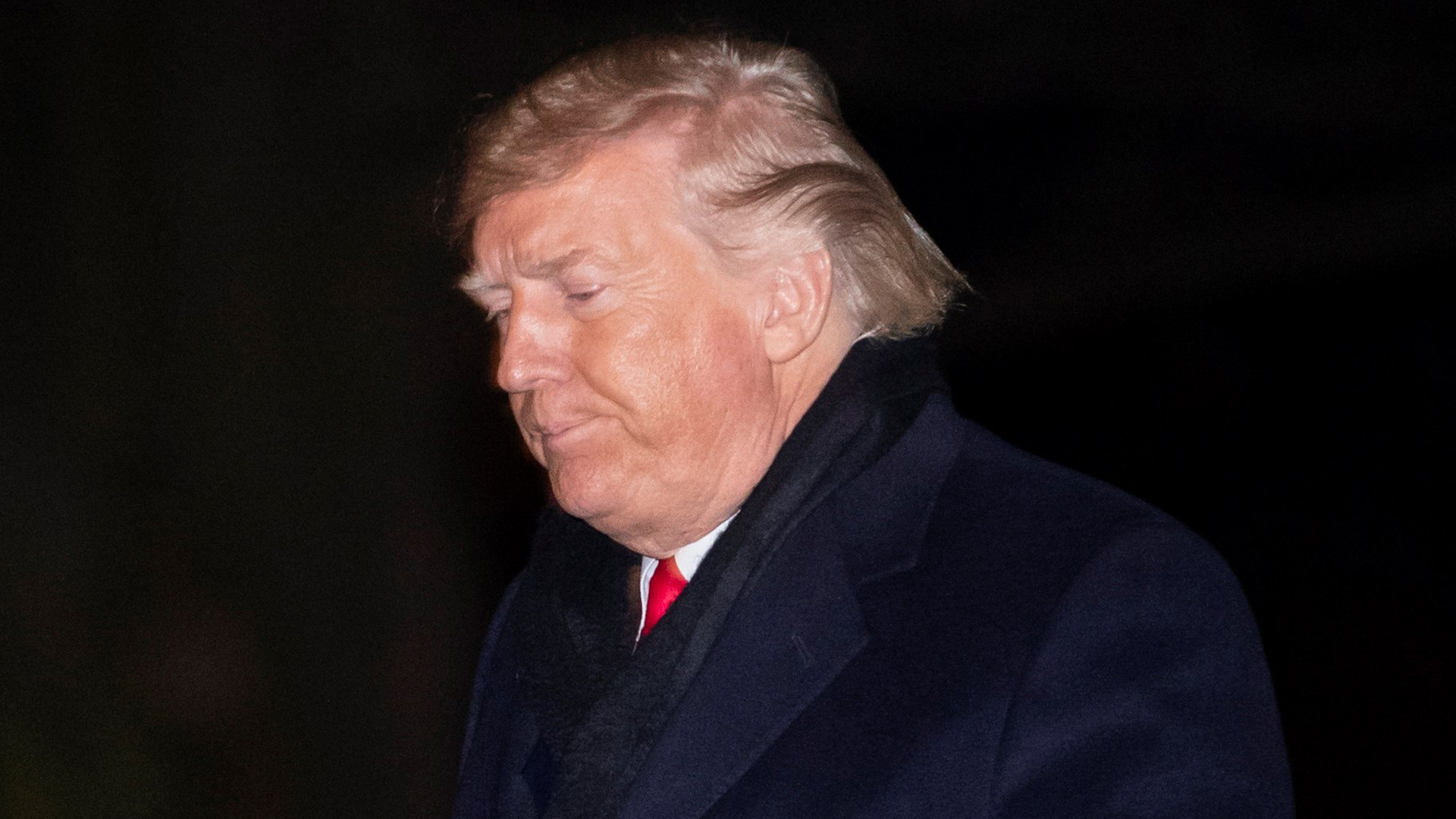 Impeachment de Trump acapara primeras planas en prensa de EE.UU.