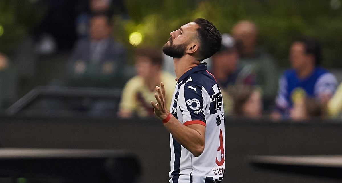 #Video Layún acusa que lo “apuñalaron por la espalda” en la Selección Mexicana