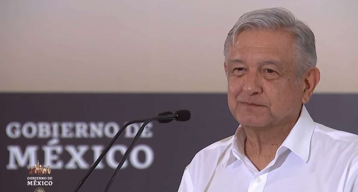 López Obrador promete banco e internet en Amatán, Chiapas