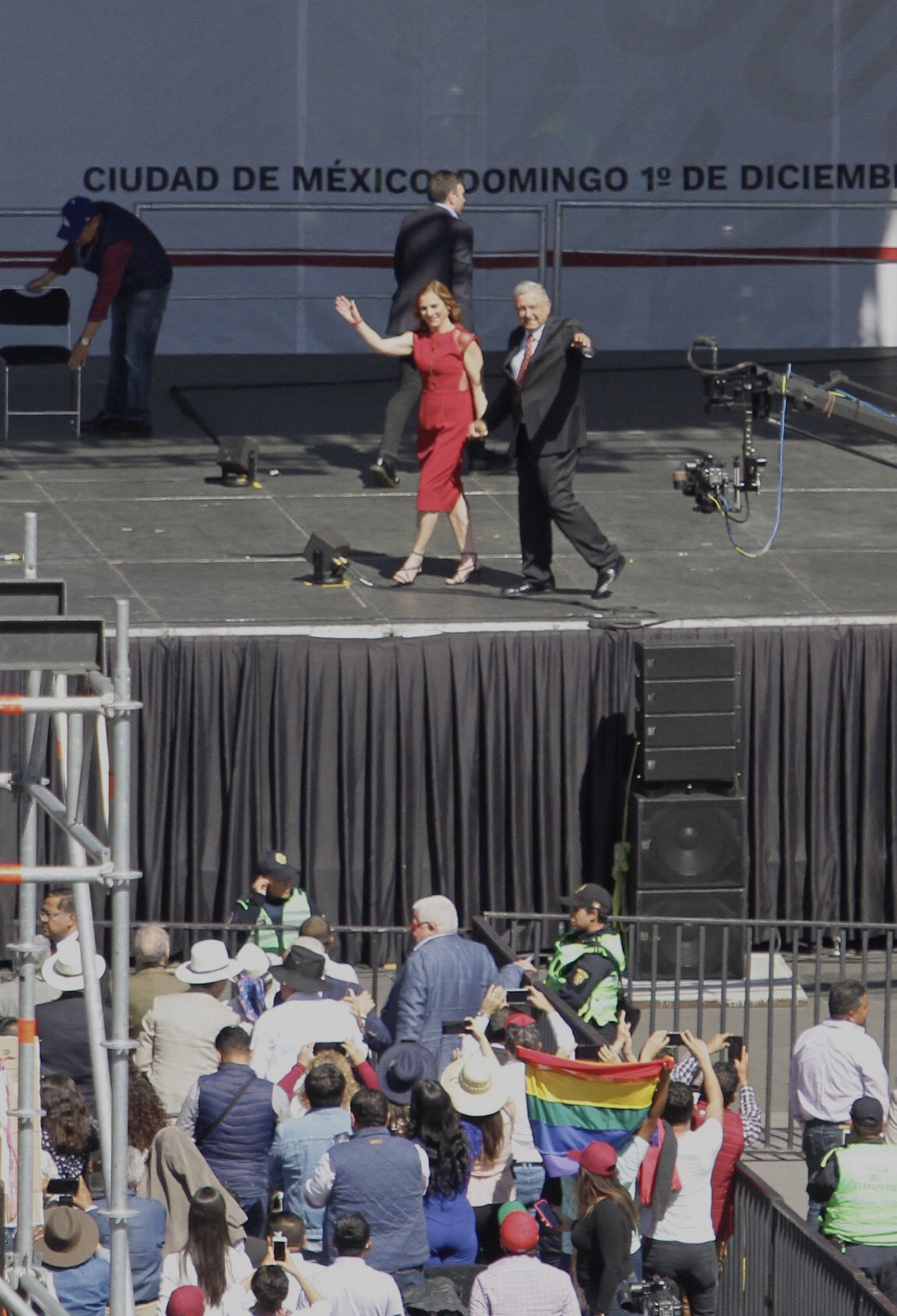 AMLO pide un año más para consolidar la transformación - lopez-obrador-mensaje-en-el-zocalo-2